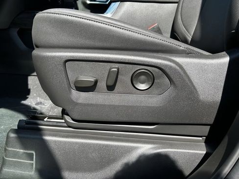 New 2026 Chevrolet Silverado 1500 LTZ w/ LTZ Premium Package image 12