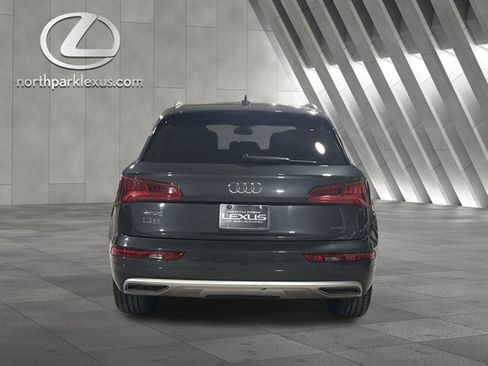 Used 2019 Audi Q5 2.0T Premium Plus w/ Premium Plus Package image 8