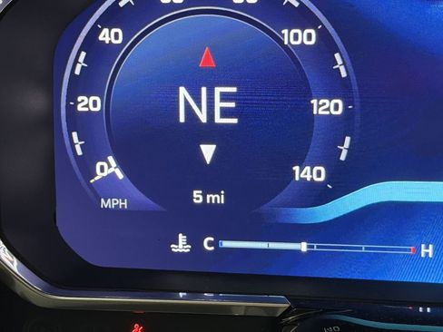 New 2026 Chevrolet Silverado 1500 LT w/ Z71 Off-Road Package image 12