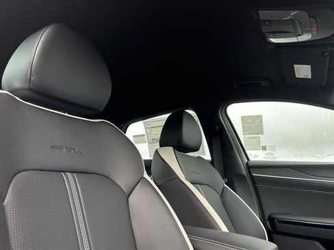 New 2026 Kia K5 GT-Line image 17