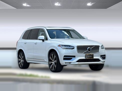 Used 2022 Volvo XC90 T6 Inscription w/ Climate Package AWD/4WD image 7