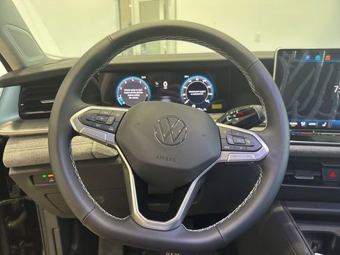 New 2025 Volkswagen Tiguan S image 21