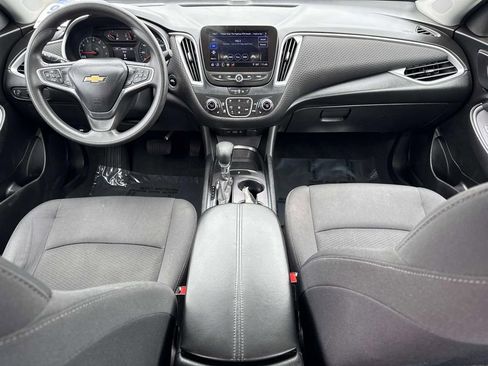 Used 2023 Chevrolet Malibu LT image 24