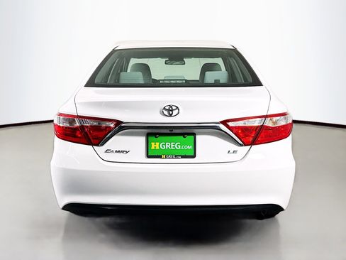 Used 2016 Toyota Camry LE FWD image 8