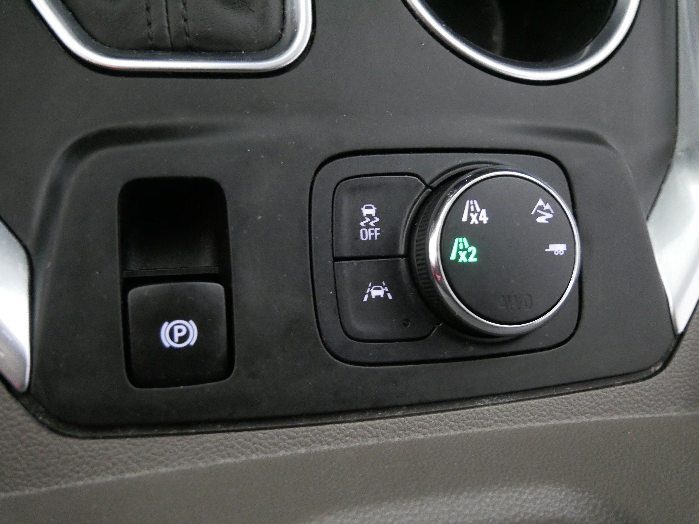 Used 2019 Chevrolet Traverse Premier AWD/4WD image 30