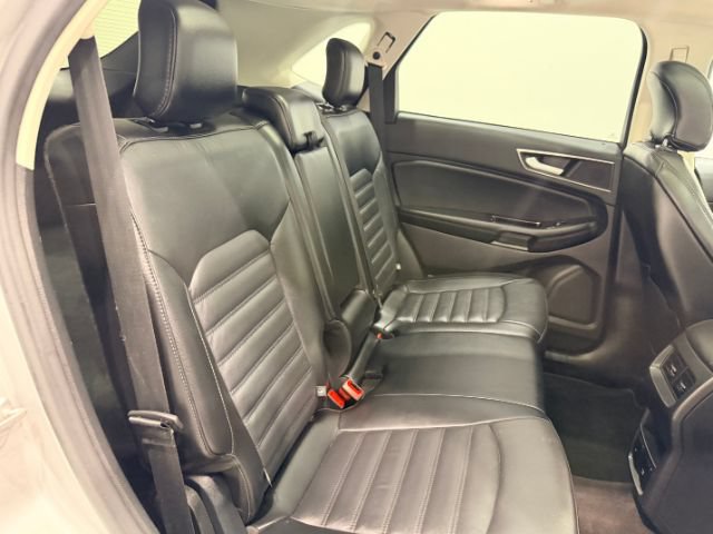 Used 2016 Ford Edge SEL w/ Equipment Group 201A AWD/4WD image 37