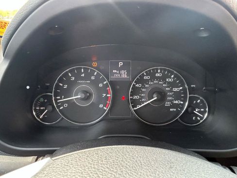 Used 2012 Subaru Outback 2.5i Limited AWD/4WD image 22