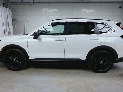 Used 2024 Honda CR-V Sport Touring image 5