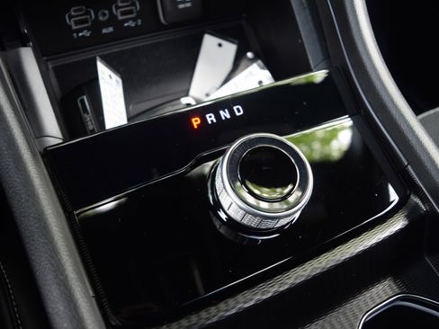 Used 2024 Jeep Grand Cherokee Altitude AWD/4WD image 12