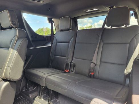 Used 2021 GMC Yukon SLT w/ SLT Premium Package RWD image 31