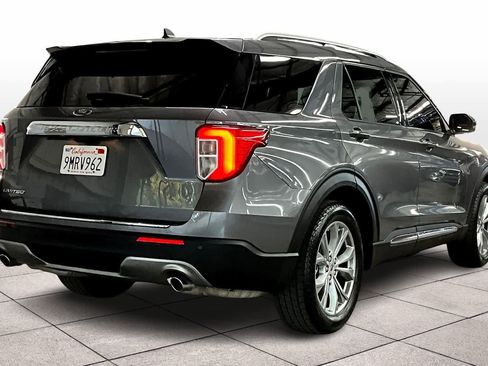 Used 2022 Ford Explorer Limited w/ Equipment Group 301A image 15