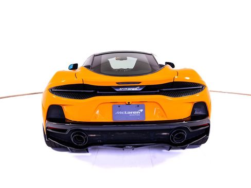 Used 2023 McLaren GT RWD image 4