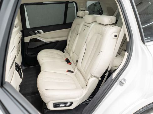 Used 2026 BMW X7 xDrive40i AWD/4WD image 18