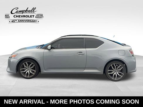Used 2016 Scion tC FWD image 2