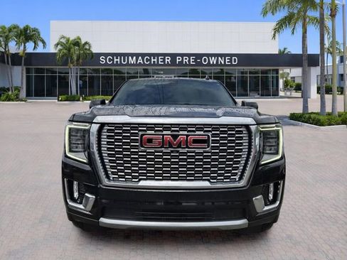 Used 2021 GMC Yukon Denali w/ Denali Premium Package RWD image 2