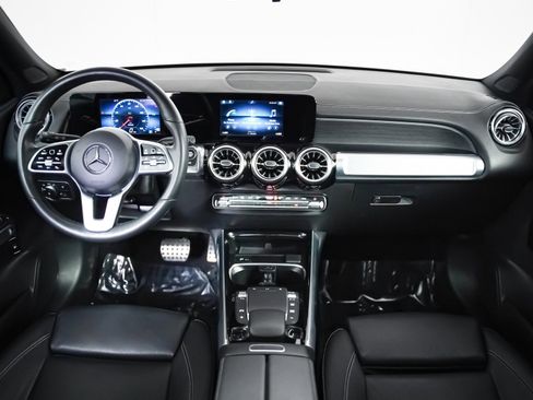 Certified 2022 Mercedes-Benz GLB 250 4MATIC w/ AMG Line image 6