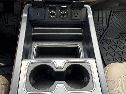 Used 2018 GMC Sierra 1500 SLT w/ SLT Premium Package RWD image 14