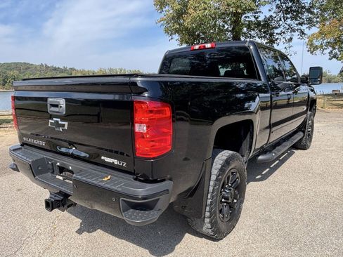 Used 2019 Chevrolet Silverado 2500 LTZ w/ Duramax Plus Package AWD/4WD image 11