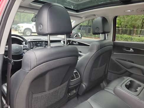 Used 2019 Kia Sorento EX AWD/4WD image 12