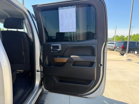 Used 2018 Chevrolet Silverado 1500 LTZ w/ LTZ Plus Package AWD/4WD image 44