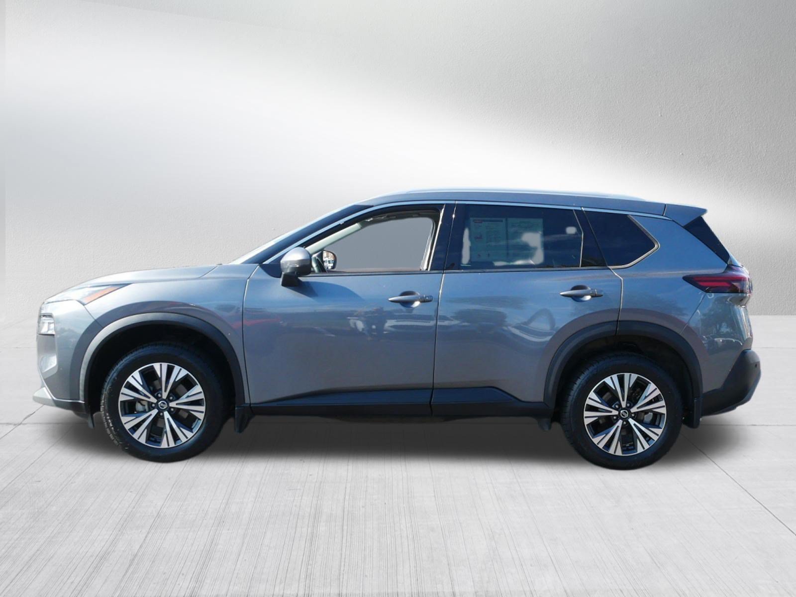 Used 2021 Nissan Rogue SV w/ Premium Package AWD/4WD image 4