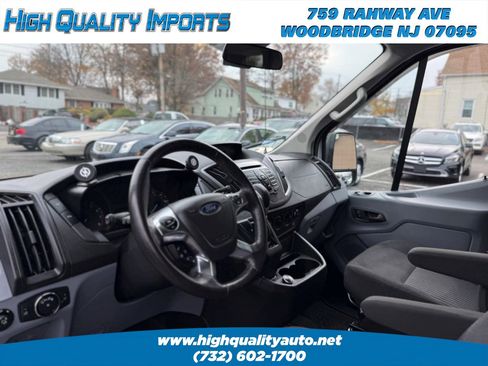 Used 2018 Ford Transit 150 XLT image 37