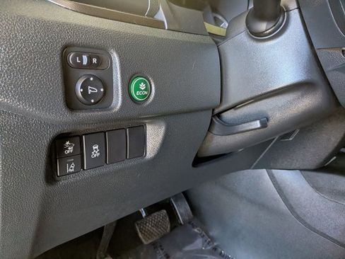 Used 2022 Honda Pilot TrailSport image 16