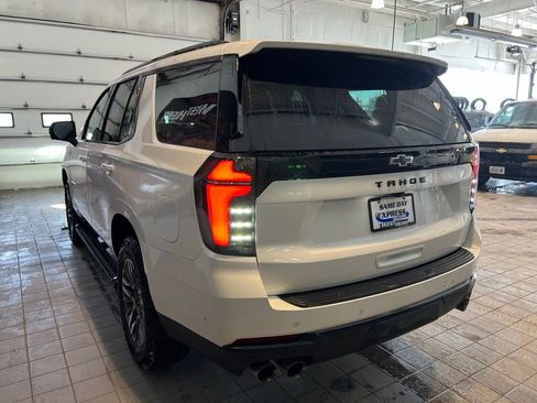 Used 2025 Chevrolet Tahoe Z71 w/ Comfort Package image 5