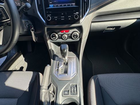 Used 2023 Subaru Crosstrek 2.0i Premium AWD/4WD image 16