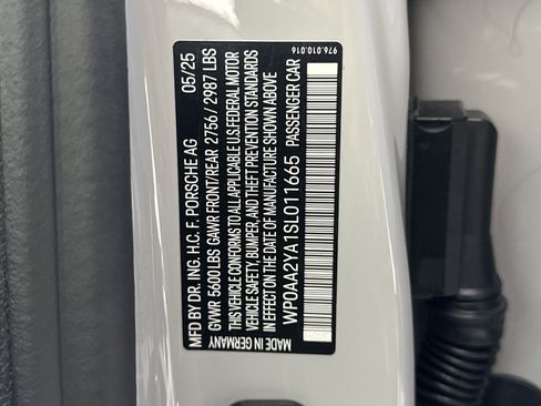 Certified 2025 Porsche Panamera 4 image 22