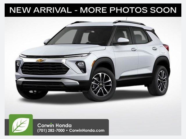 Used 2024 Chevrolet TrailBlazer LT w/ LT Cold Weather Package AWD/4WD image 1