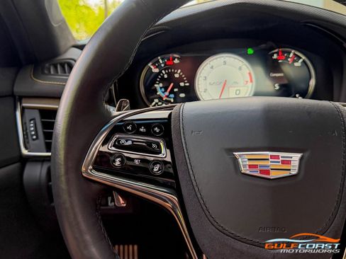 Used 2019 Cadillac CTS V w/ Luxury Package image 31