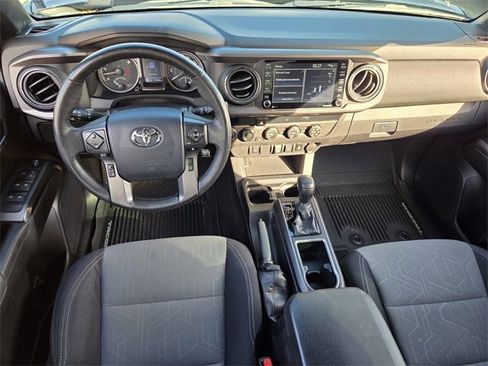 Used 2020 Toyota Tacoma TRD Sport image 8