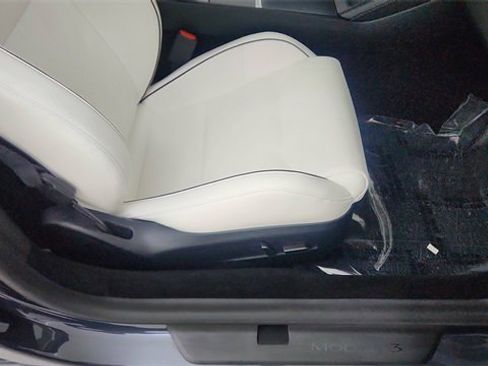Used 2025 Tesla Model 3 Performance image 23