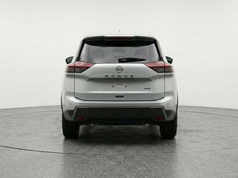 Used 2025 Nissan Rogue SV AWD/4WD image 7