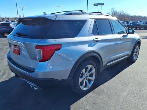 Used 2020 Ford Explorer Platinum w/ Premium Technology Package image 6