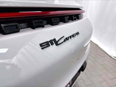 Used 2021 Porsche 911 Carrera RWD image 32