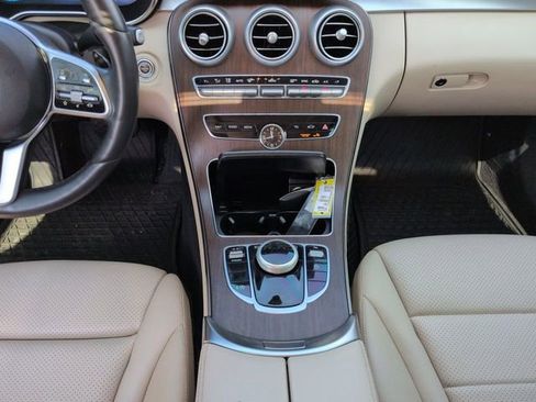 Used 2021 Mercedes-Benz C 300 4MATIC Sedan image 22