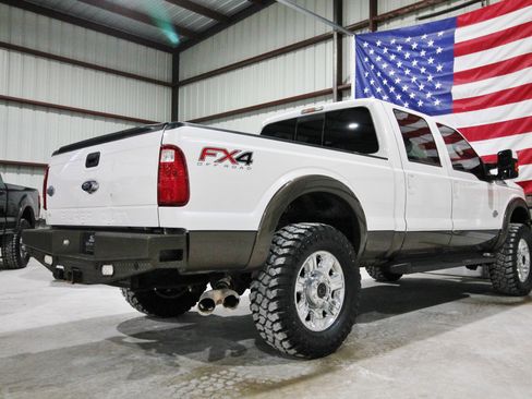 Used 2015 Ford F250 King Ranch w/ FX4 Off-Road Package image 11