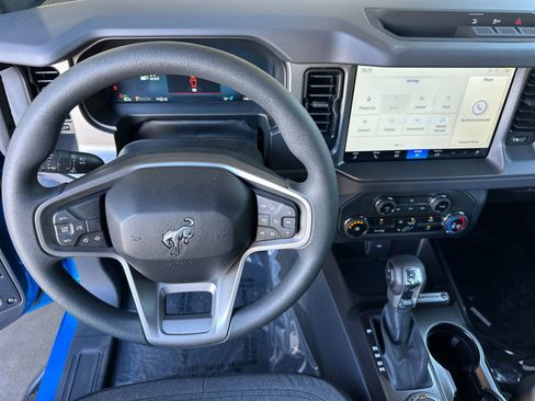 New 2025 Ford Bronco 2-Door AWD/4WD image 9