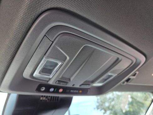 Used 2025 GMC Sierra 1500 SLT image 34