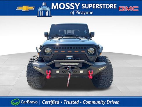 Used 2021 Jeep Gladiator Rubicon AWD/4WD image 11