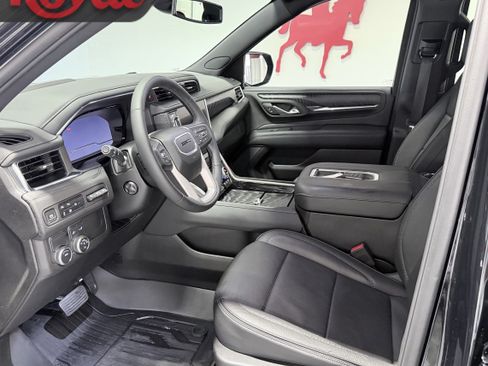 Used 2024 GMC Yukon XL Denali w/ LPO, Floor Liner Package RWD image 13