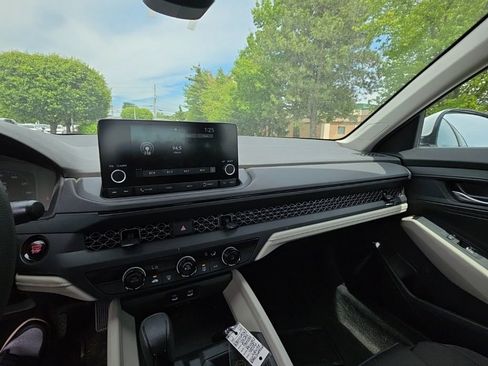 Used 2024 Honda Accord LX image 20