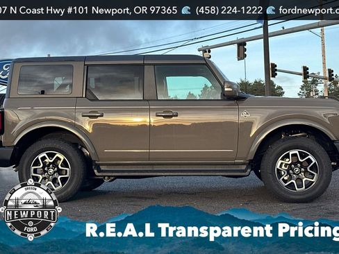 New 2025 Ford Bronco Outer Banks AWD/4WD image 2