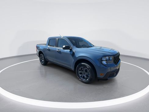 New 2026 Ford Maverick XLT image 2