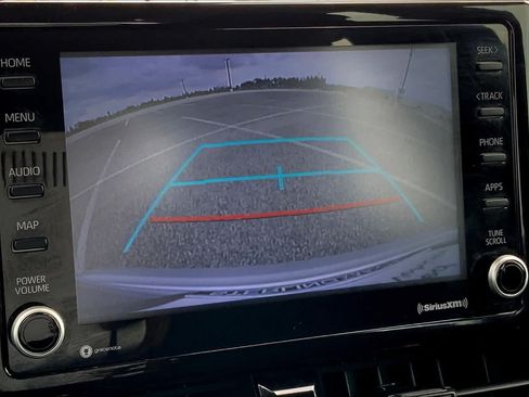 Used 2022 Toyota Corolla LE FWD image 25