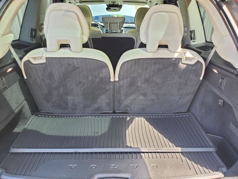 Used 2019 Volvo XC90 T6 Momentum w/ Advanced Package AWD/4WD image 7