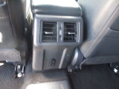 Used 2020 Mitsubishi Outlander SEL image 6