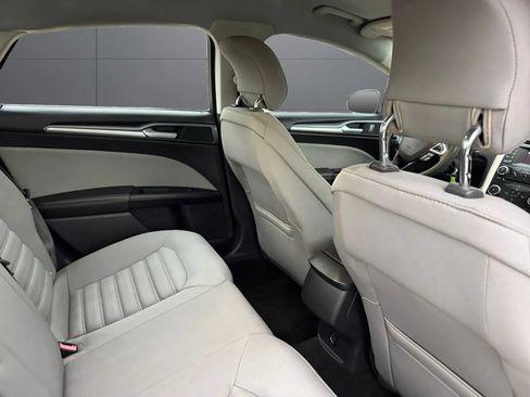 Used 2014 Ford Fusion S FWD image 20